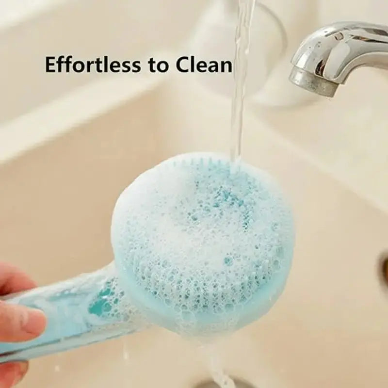 Cepillo de baño fácil de limpiar bajo el grifo